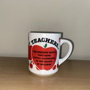 VINTAGE APPLE TEACHER MUG